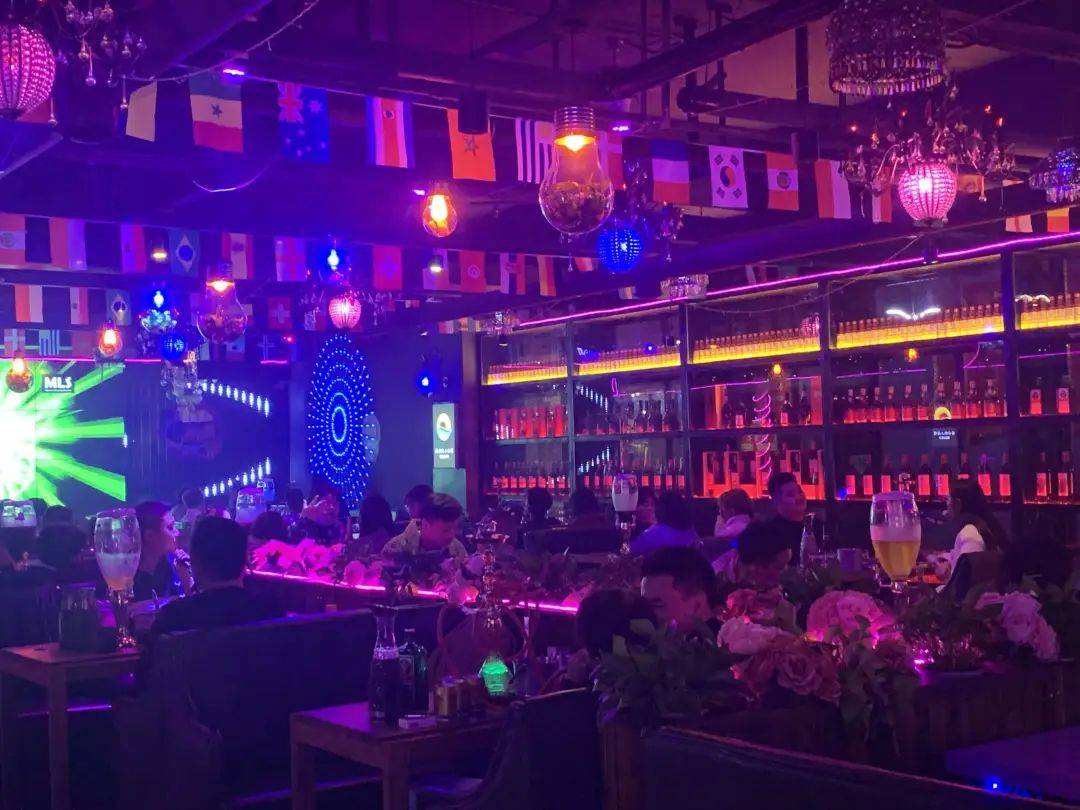 “小酒館+大排檔”,你看好海倫斯的新模式嗎? “小酒館+大排檔”,你看好海倫斯的新模式嗎?