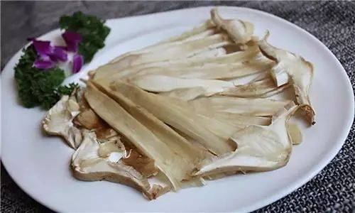 不看不知道，原來雞樅菌有這么多品種，漲姿勢了……