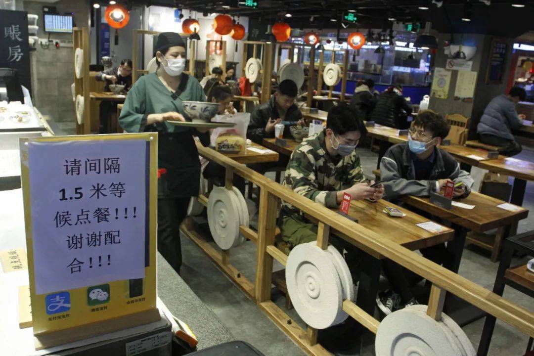 成本上行、收入下滑，微盟類服務型企業在疫情下還有沒有未來？