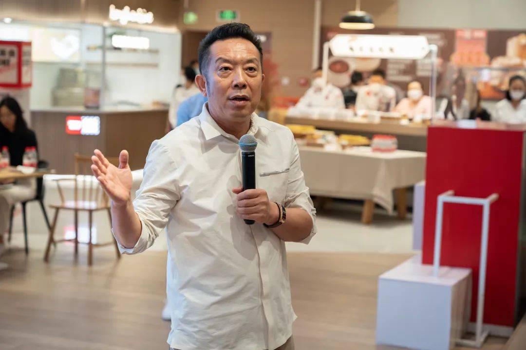 賈國龍再開“新物種”，人均50元，1700平美食市集首亮相！