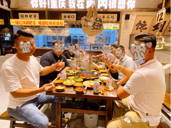 太牛氣！16張桌子7天營收14萬，加盟商踏破門檻