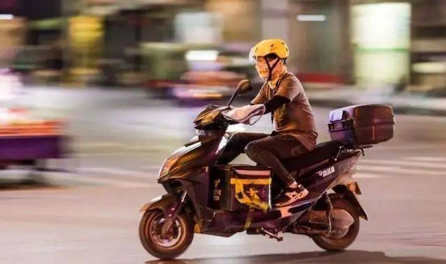 達美樂中國謀求港股上市；“火鍋料理師”正式成為國家認可的新工種！
