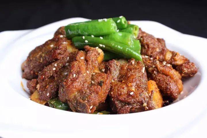 九道淳樸家常菜品，實實在在，好吃不貴！