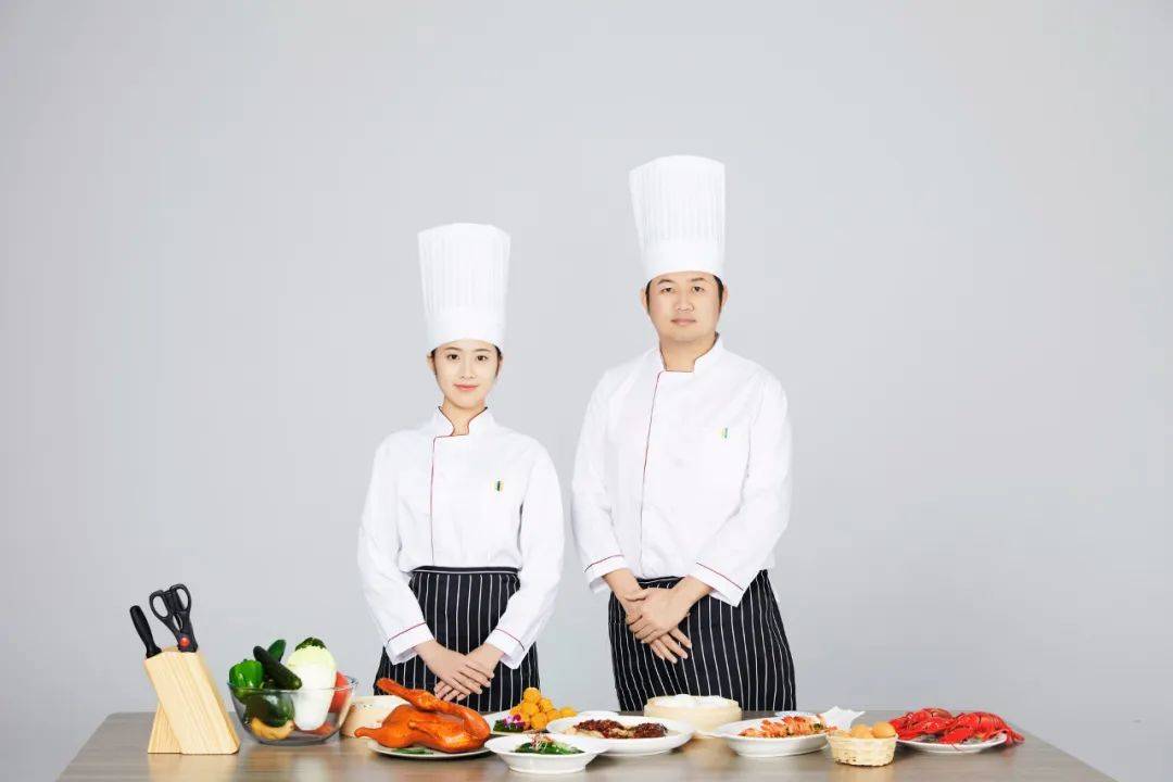 外賣點“廚師”炒菜,是幫廚師出名,還是餐廳噱頭? 外賣點“廚師”炒菜,是幫廚師出名,還是餐廳噱頭?