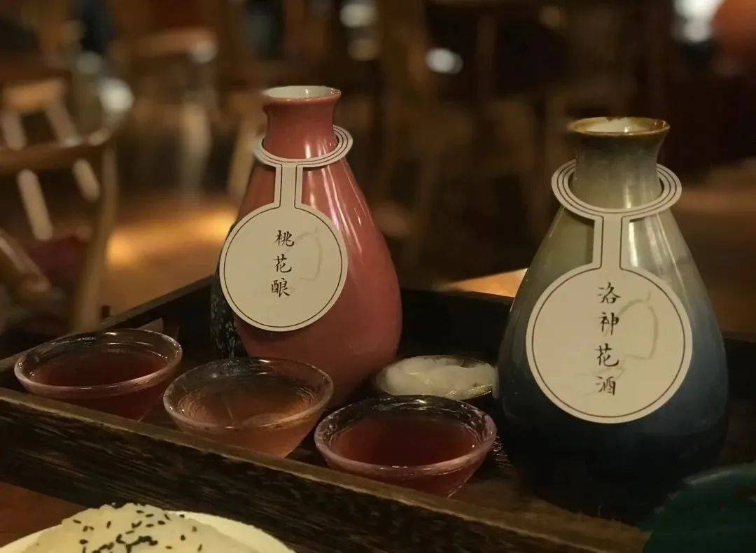 熱鬧不到兩年，“餐+酒”模式跑不通了？
