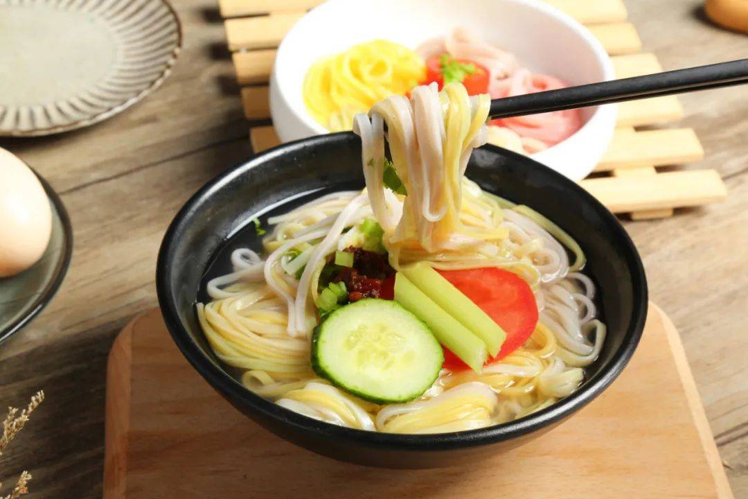 規模近4000億元，面食這一熱門品類正發生哪些創新與改革趨勢？