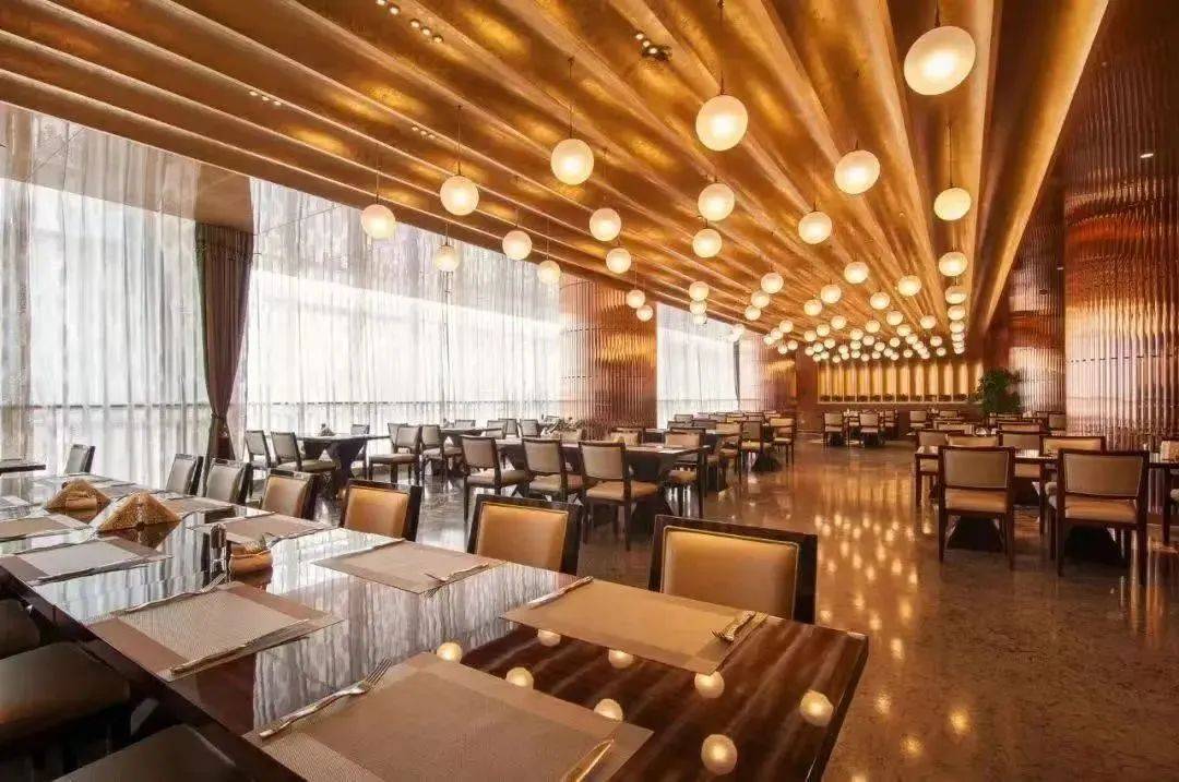 餐飲業被亮“紅燈”？資本市場容得下高科技，也要容得下煙火氣！