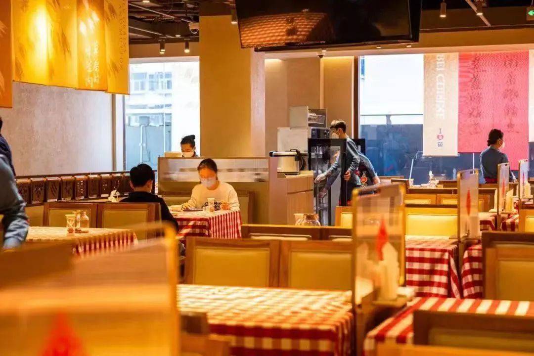 餐飲業被亮“紅燈”？資本市場容得下高科技，也要容得下煙火氣！