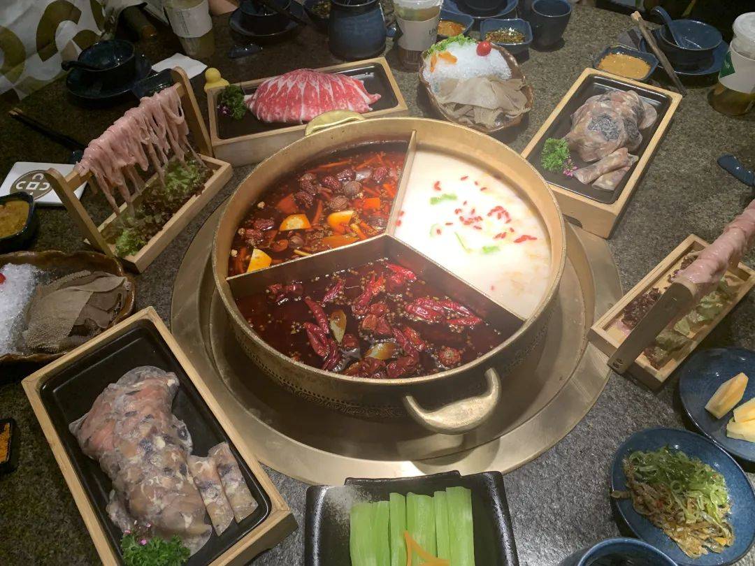?讓“煙火氣”更濃更旺，北京將在重點商圈試行外擺