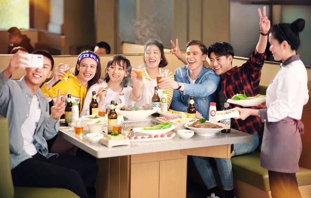 中餐再掀“出海潮”：茶飲、火鍋打頭陣，“組團”下南洋掘金！