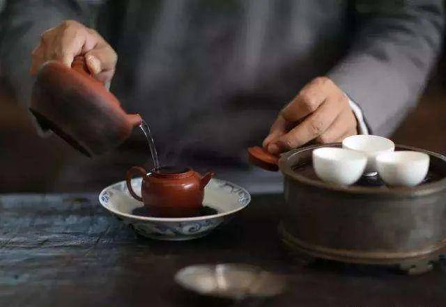最大茶葉公司營收不到喜茶一半，中國茶怎么了？