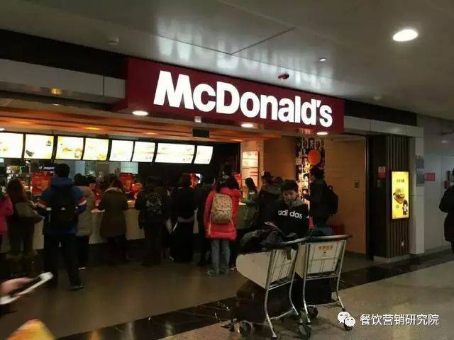 陈志龙：为什么机场的餐饮这么贵，味道还不好吃还排队？