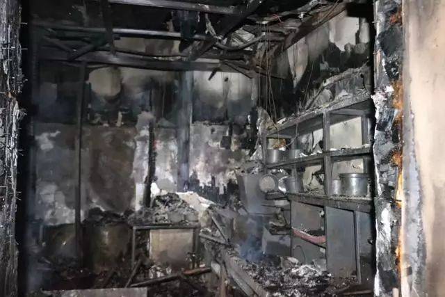 7人死亡！烧烤店开业就突发大火，餐厅火灾如何防？