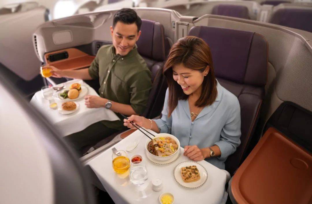 餐饮外卖密封打包将有新规定；为自救，  新加坡航空推出飞机餐厅