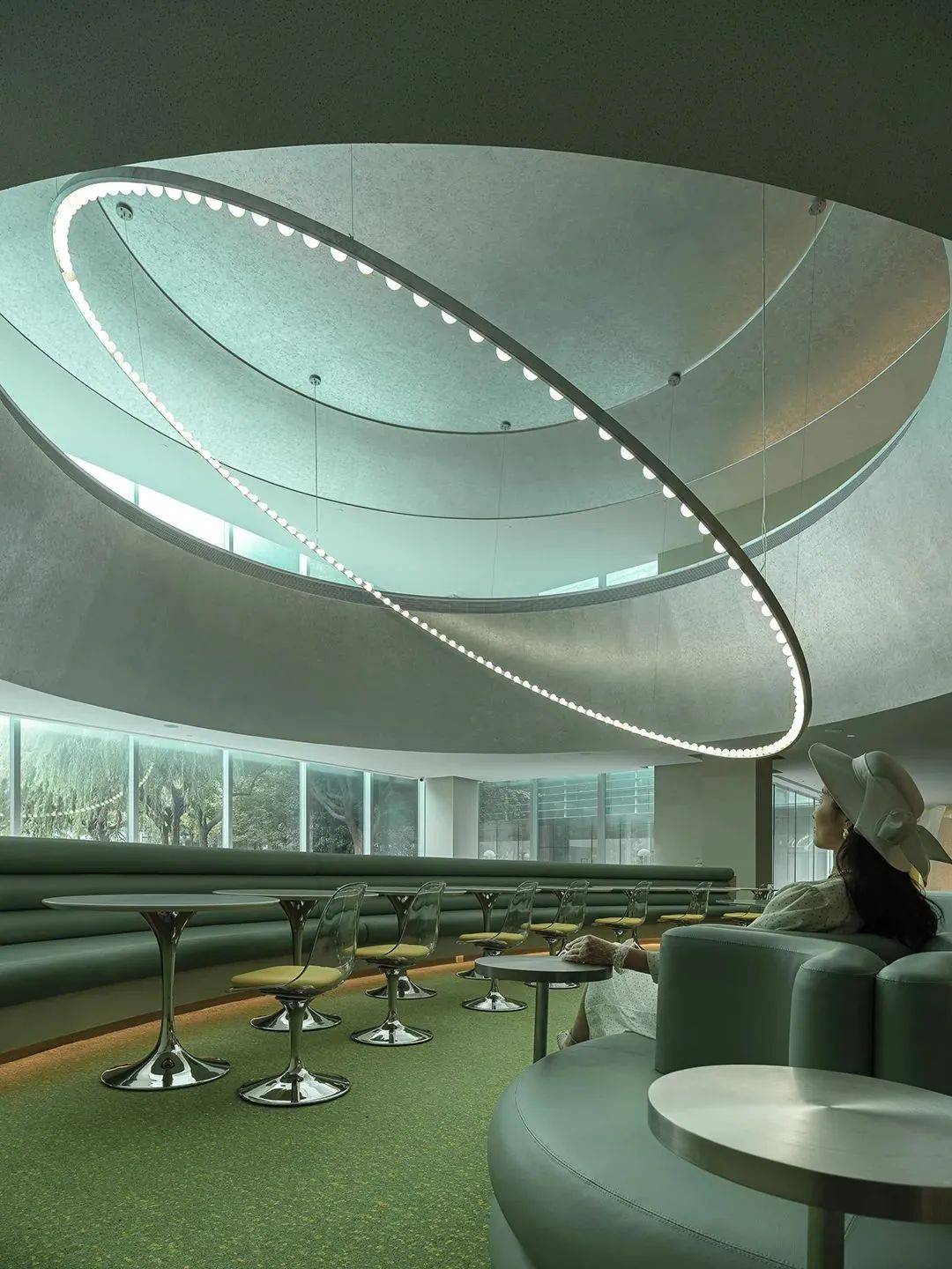超硬核！未来主义餐厅设计长这样!