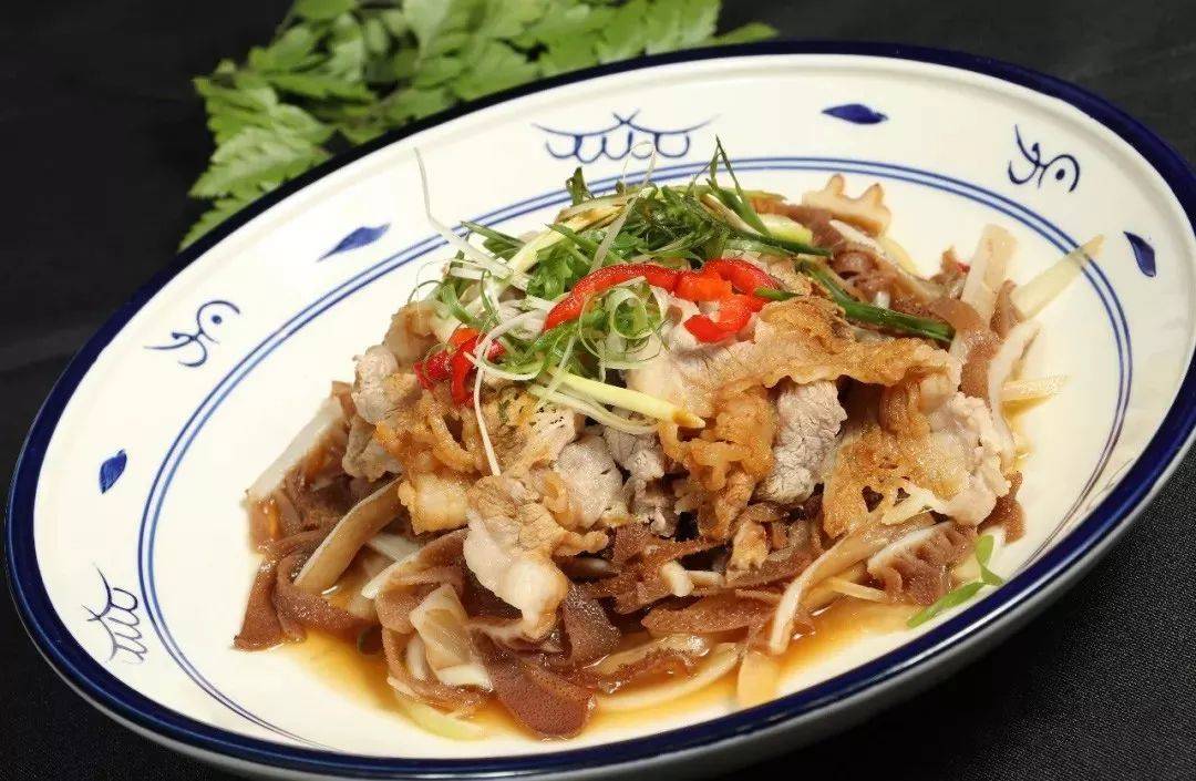 八道大众化粤菜制作，全是平民最爱点的菜式！