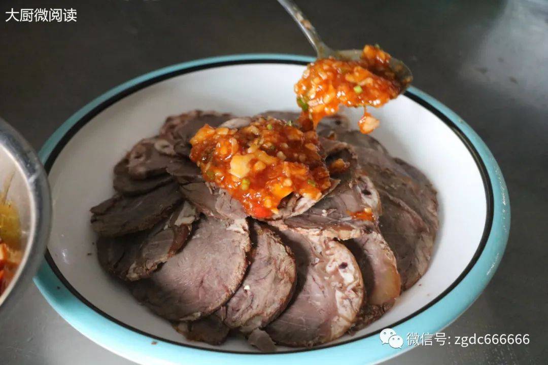 大厨王能政分享6道旺菜！牛肉锅、椒麻牛肉片、虾酱大排、煎三拼…
