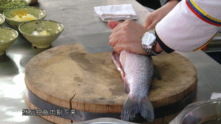 陈超明大师分享私藏菜:鲜汤捞鱼片!一条草鱼轻松卖出78元