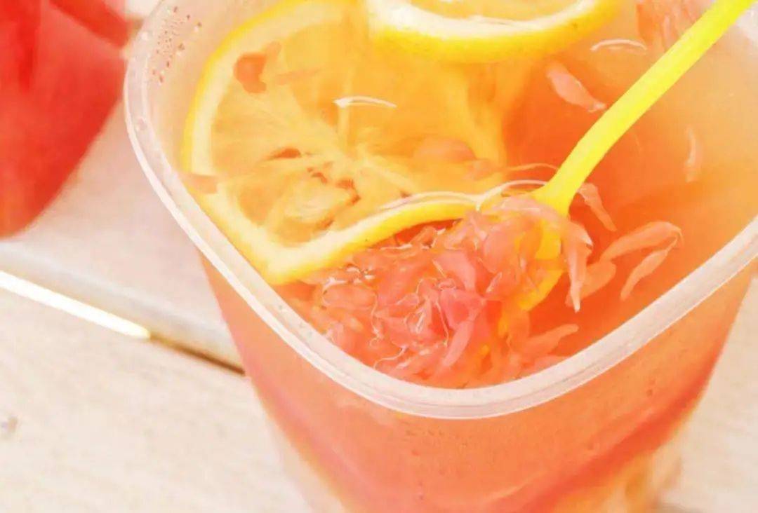 喜茶“爆汁大橘”的启发：水果做小料，有哪些新玩法？