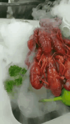 就用这”冷卤浸泡法”,十三香小龙虾3分钟出菜,单店日售100斤!