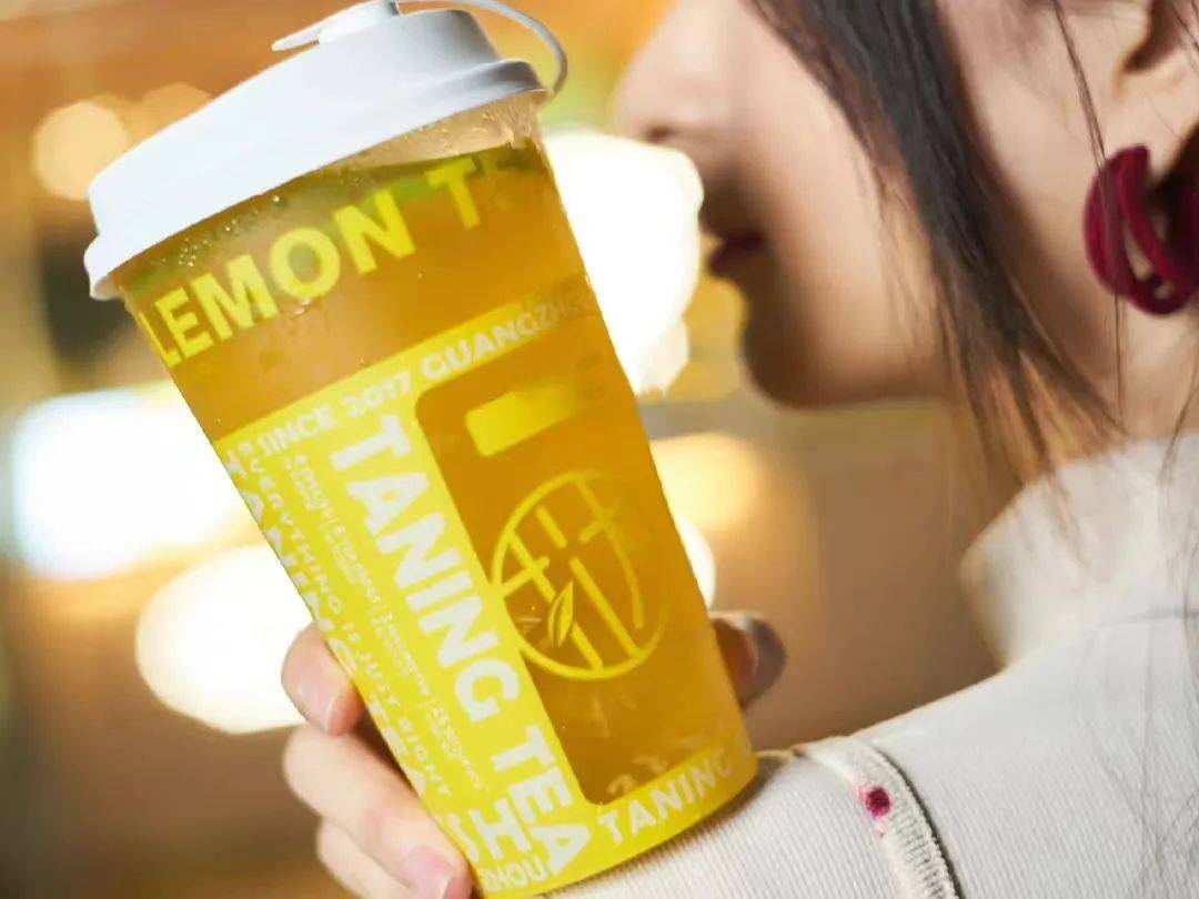 史上最早寒潮来临，奈雪热饮销量涨5成！卖“热奶茶”的时候到了