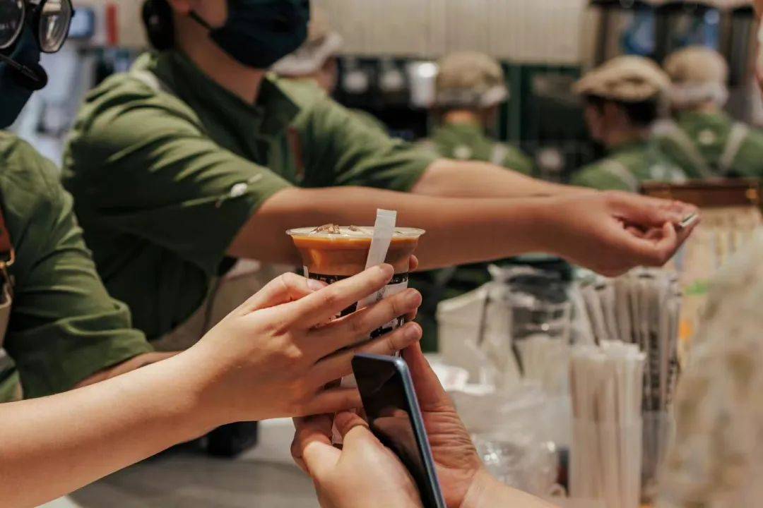 长沙成都又有咖啡新玩法！开小店、玩IP，日营收能做到2.5万