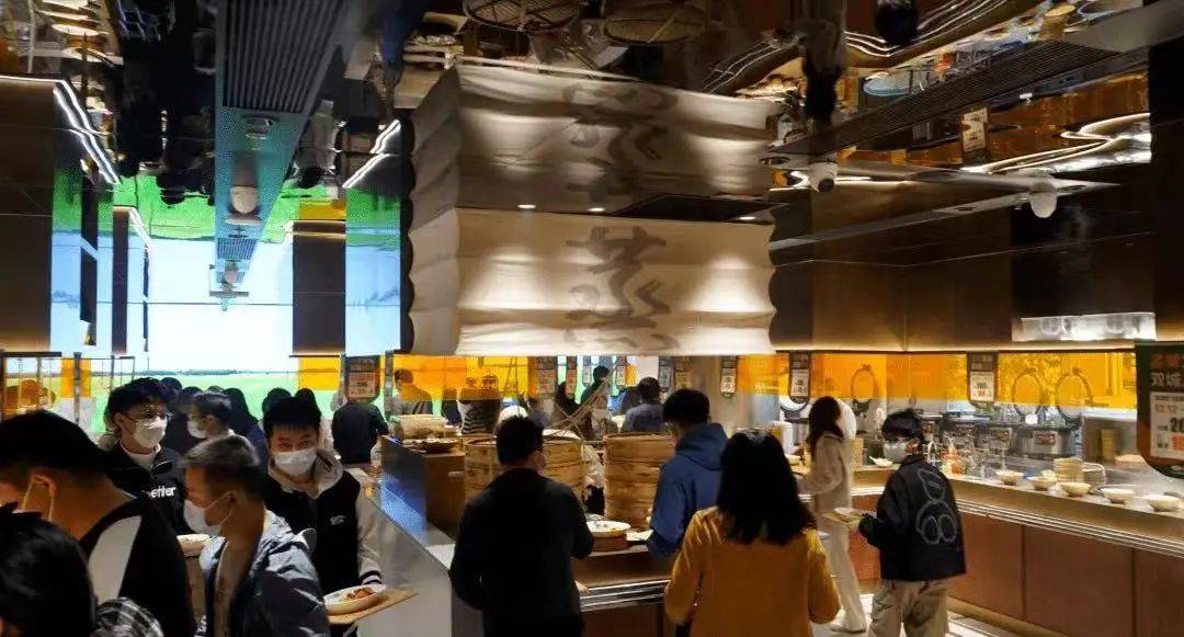 日均用餐2000人次，这家快餐店凭什么征服了深圳白领？