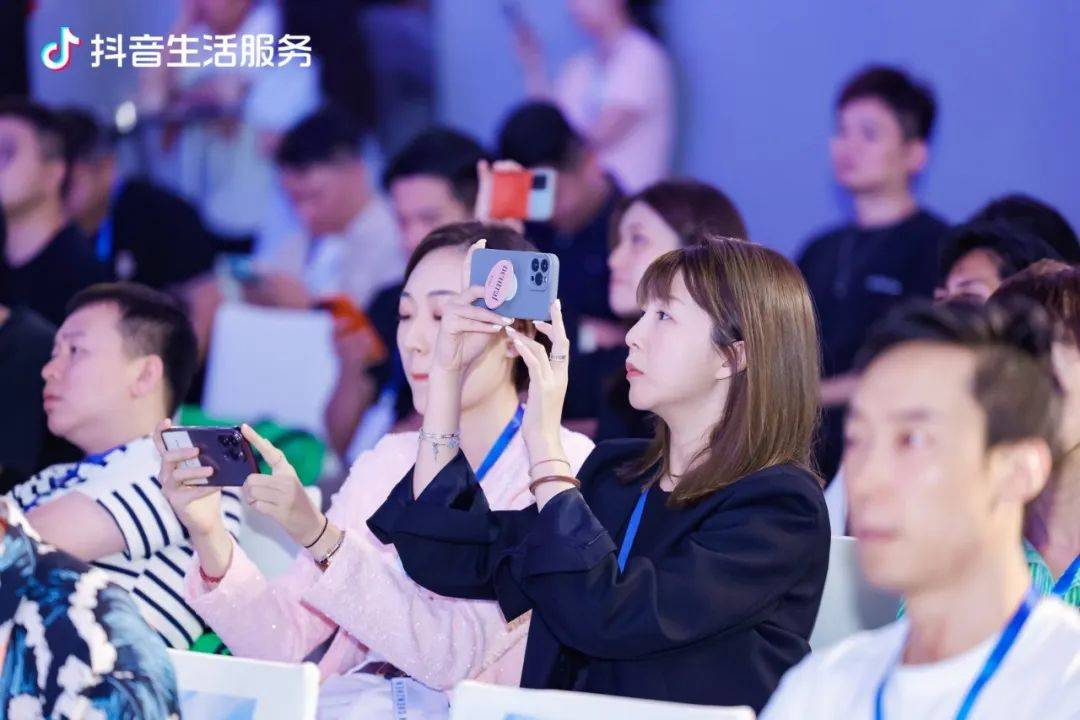2023年抖音生活服务全国餐饮榜单发布会，深圳40家品牌上榜